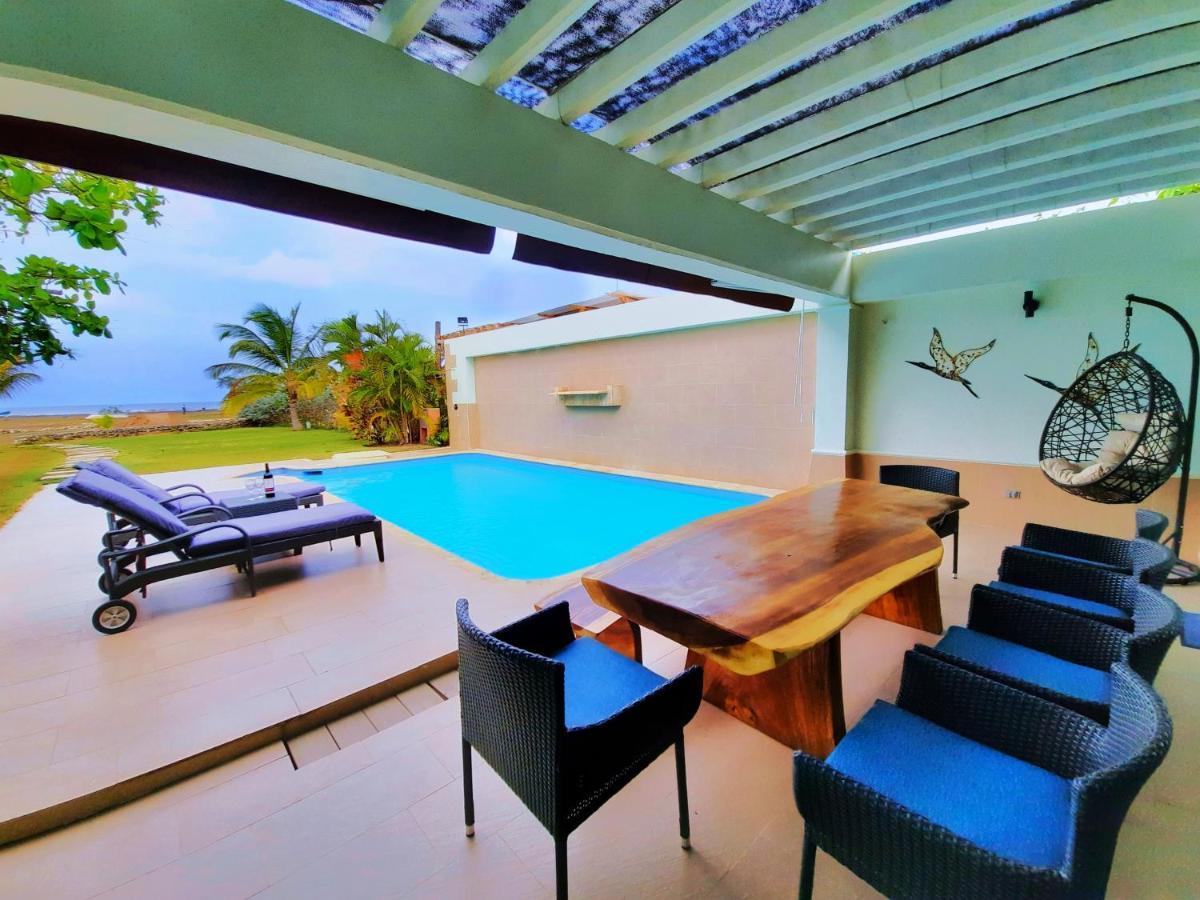 Beach Villa Sol & Mar Cartagena, Beachfront & Private Pool Экстерьер фото